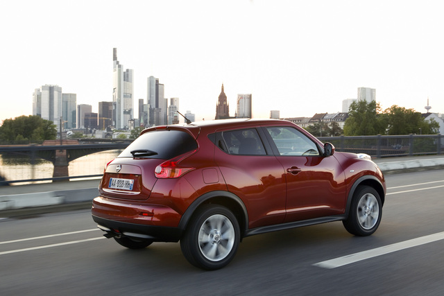 Rendiauto Juke tagant