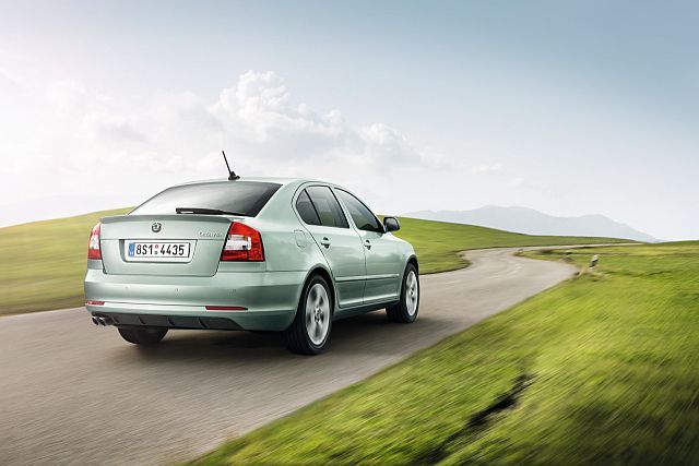 Autorent Skoda Octavia tagant